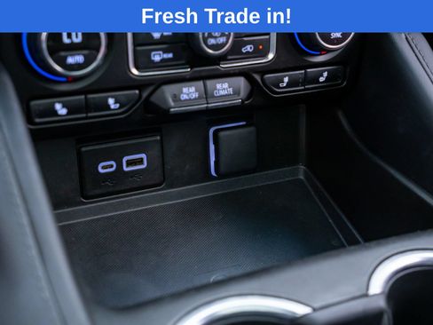 Used 2024 Chevrolet Tahoe Z71 w/ Luxury Package AWD/4WD image 30