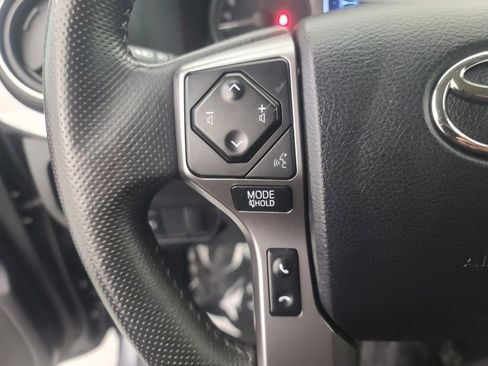 Used 2023 Toyota Tacoma SR5 AWD/4WD image 29