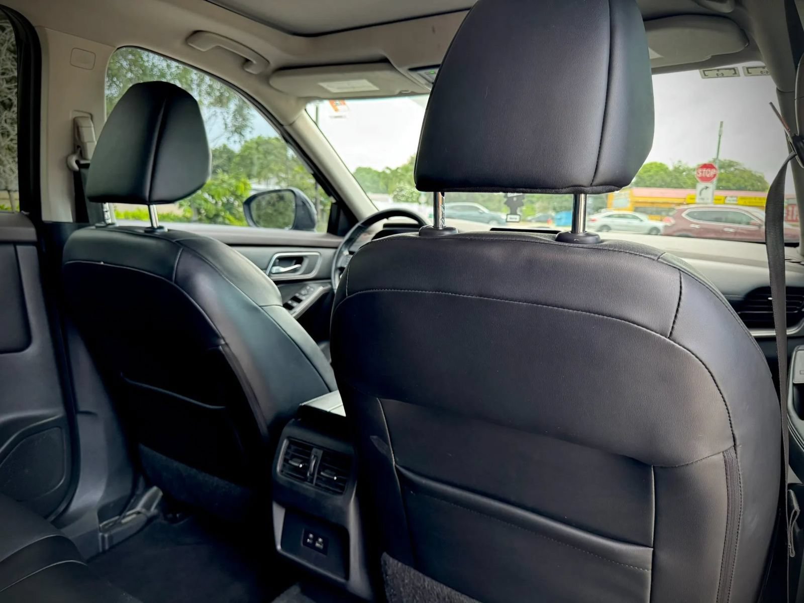 Used 2021 Nissan Rogue SV FWD image 21