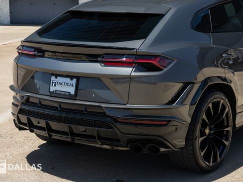 Used 2024 Lamborghini Urus S AWD/4WD image 16