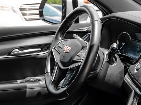 Used 2023 Cadillac XT5 Luxury image 20