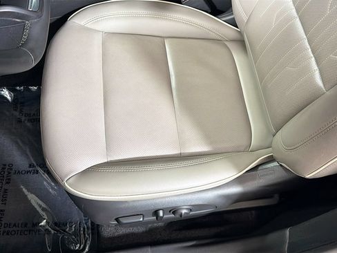 Used 2024 Buick Envista Sport Touring FWD image 19