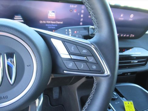 Used 2025 Buick Enclave Sport Touring image 19