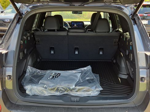 Used 2026 Subaru Forester Premium AWD/4WD image 4