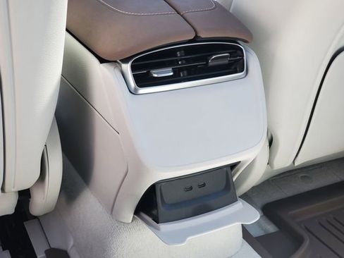 Used 2022 Mercedes-Benz EQS 450+ Sedan image 30