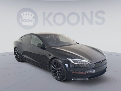 Used 2023 Tesla Model S Standard Range image 10