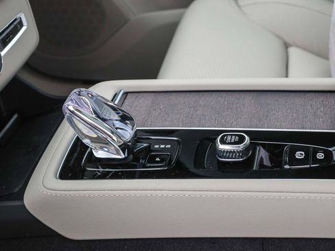 New 2026 Volvo XC90 T8 Ultra image 31