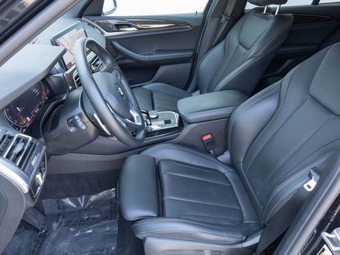 Used 2023 BMW X3 xDrive30i w/ Premium Package AWD/4WD image 2