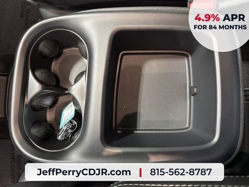 New 2026 Chrysler Pacifica Select FWD image 7