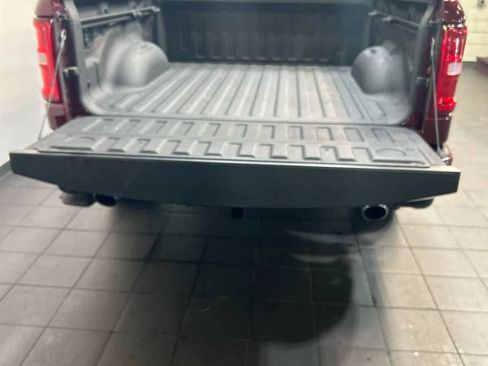 Used 2025 RAM 1500 Big Horn AWD/4WD image 11