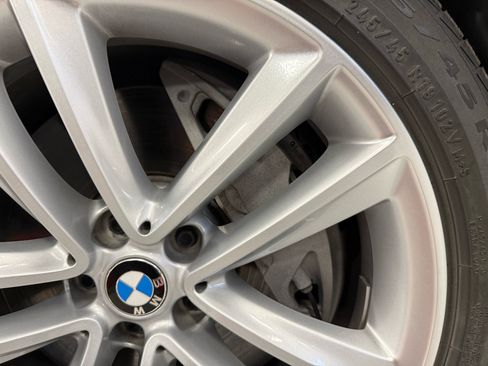 Used 2019 BMW 750i xDrive w/ Executive Package image 19