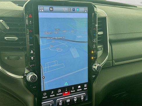 New 2025 RAM 3500 Laramie image 15