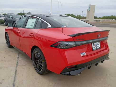 New 2026 Nissan Sentra SR w/ SR All Weather Package FWD image 5
