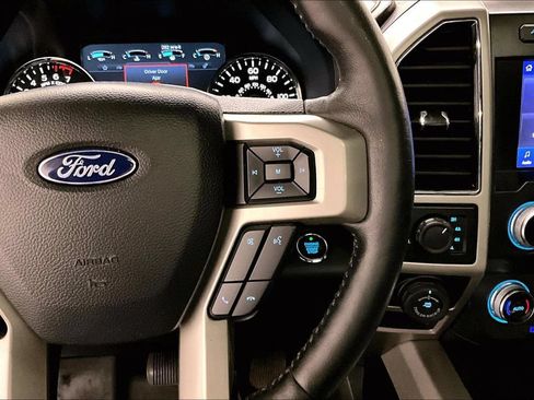 Used 2020 Ford F150 Lariat w/ Equipment Group 502A Luxury AWD/4WD image 13