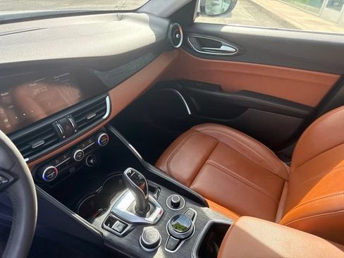 Used 2020 Alfa Romeo Giulia AWD w/ Cold Weather Package image 25