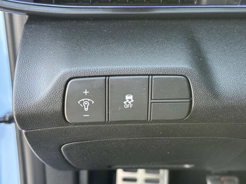 Used 2025 Hyundai Elantra N image 18