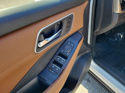 New 2026 Nissan Rogue Platinum w/ Platinum Premium Package image 6