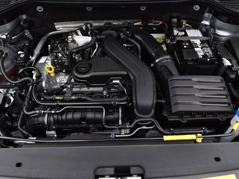 New 2026 Volkswagen Taos SE FWD image 25