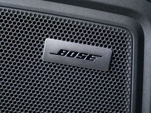 Certified 2024 Porsche Macan GTS image 7