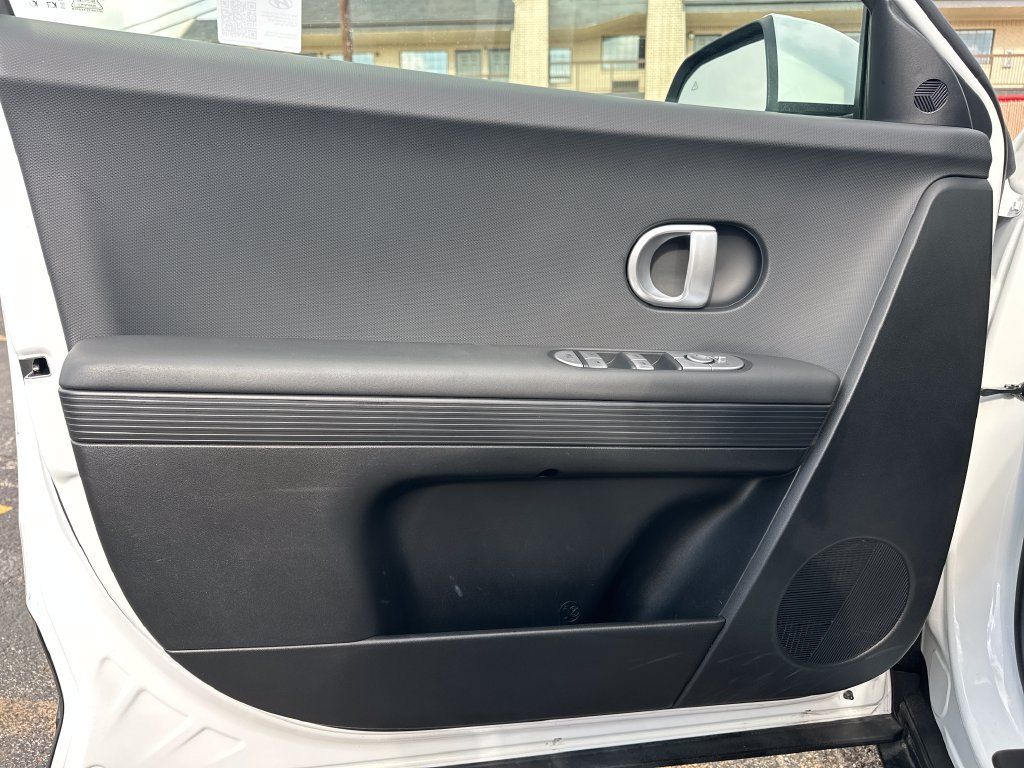 Used 2024 Hyundai Ioniq 5 SEL RWD image 22