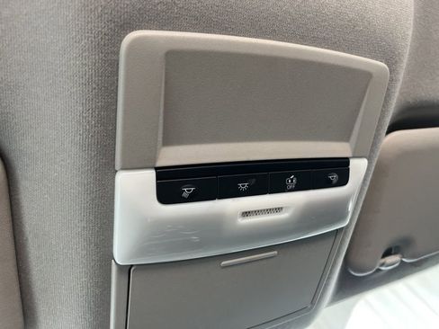 Used 2020 Nissan Sentra SV FWD image 15