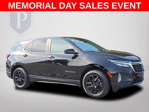 Used 2022 Chevrolet Equinox LT FWD image 2