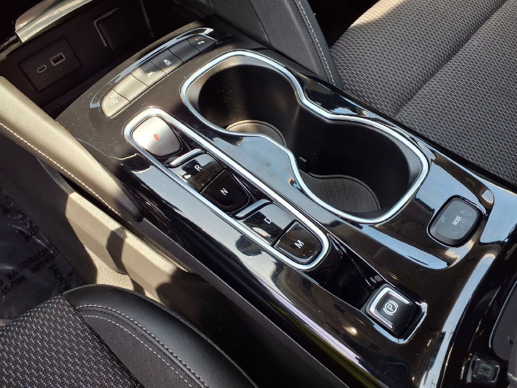 Certified 2023 Buick Envision Preferred FWD image 23