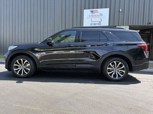 Used 2020 Ford Explorer ST w/ Premium Technology Package AWD/4WD image 2