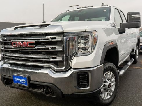 Used 2020 GMC Sierra 2500 SLE image 1