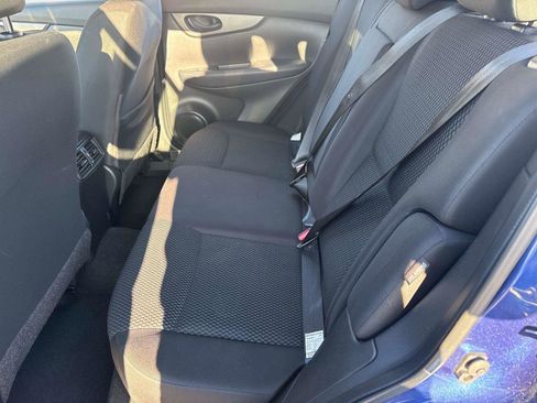 Used 2021 Nissan Rogue Sport S image 13