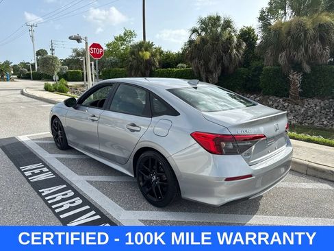 Used 2024 Honda Civic Sport image 3