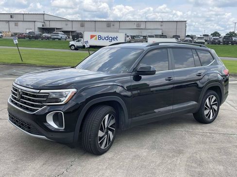 Used 2024 Volkswagen Atlas SE FWD image 7