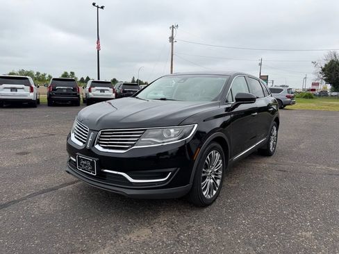 Used 2016 Lincoln MKX Reserve w/ Climate Package AWD/4WD image 11