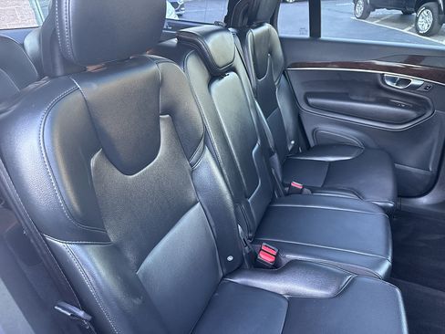 Used 2018 Volvo XC90 T5 Momentum w/ Convenience Package AWD/4WD image 35