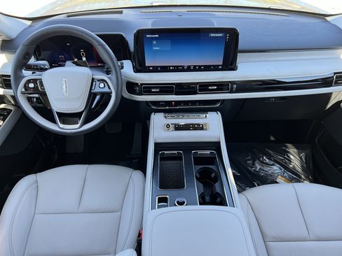 New 2026 Lincoln Aviator Reserve image 14