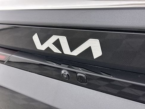 Used 2026 Kia K4 FWD image 32