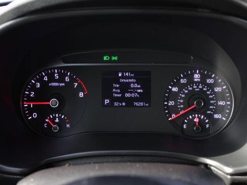 Used 2020 Kia Soul LX image 10