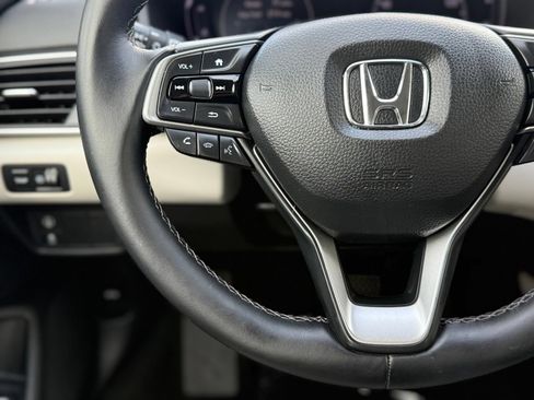 Used 2018 Honda Accord EX-L image 26