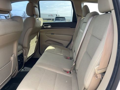 Used 2014 Jeep Grand Cherokee Laredo image 13