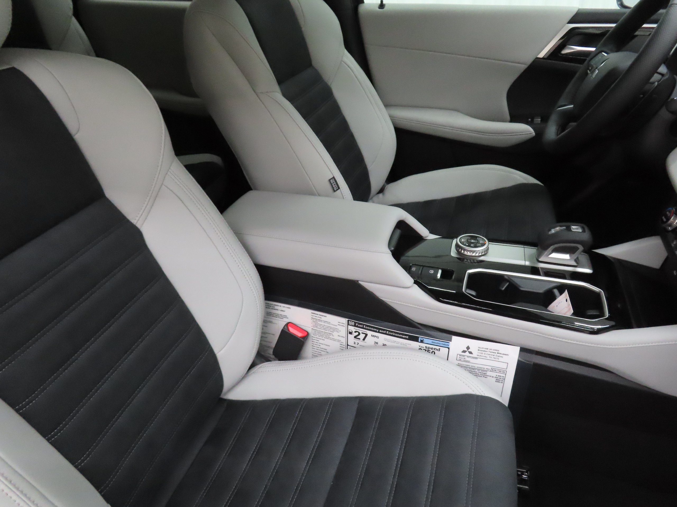 New 2026 Mitsubishi Outlander SE AWD/4WD image 25