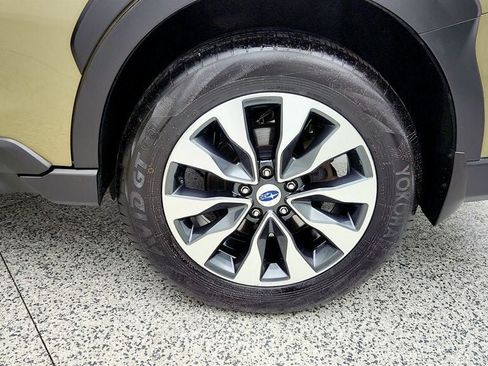 Used 2023 Subaru Outback Limited AWD/4WD image 9