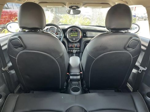 Used 2017 MINI Cooper 2-Door Hardtop FWD image 35