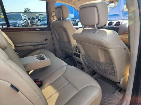Used 2008 Mercedes-Benz GL 320 CDI 4MATIC image 29
