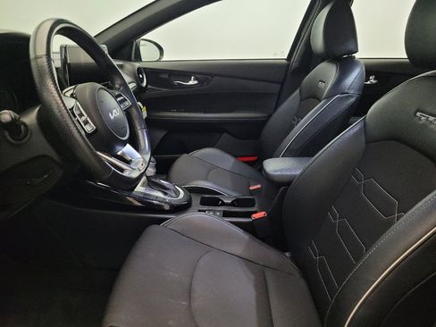 Used 2023 Kia Forte GT-Line w/ GT-Line Premium Package image 17