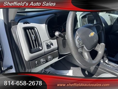 Used 2020 Chevrolet Colorado W/T w/ WT Convenience Package AWD/4WD image 25