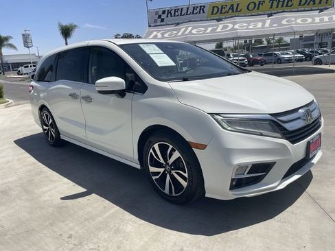 Used 2019 Honda Odyssey Elite image 2
