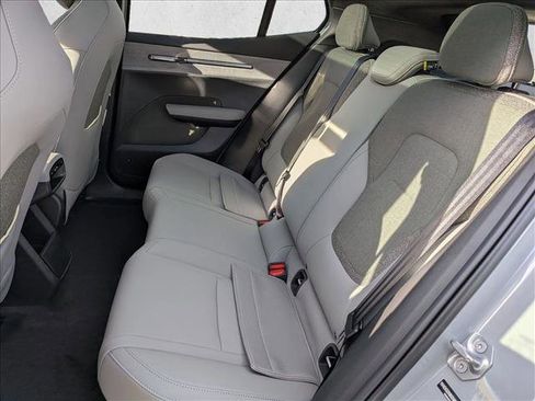 New 2025 Volvo EX30 Plus w/ Protection Package Premier image 16