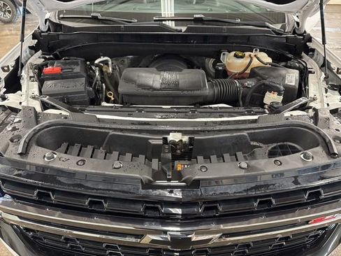 Used 2021 Chevrolet Tahoe Z71 w/ Rear Media and Nav Package AWD/4WD image 30