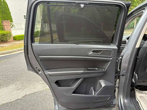 Used 2018 Volkswagen Atlas SE FWD image 22