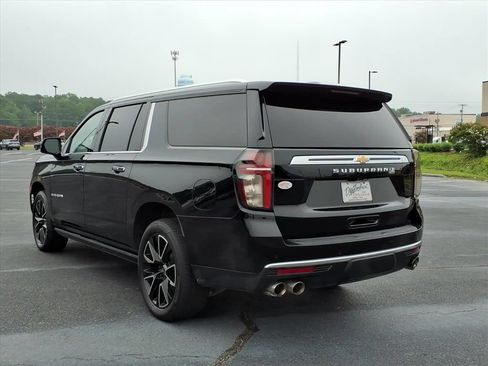 Used 2021 Chevrolet Suburban High Country w/ Premium Package AWD/4WD image 19